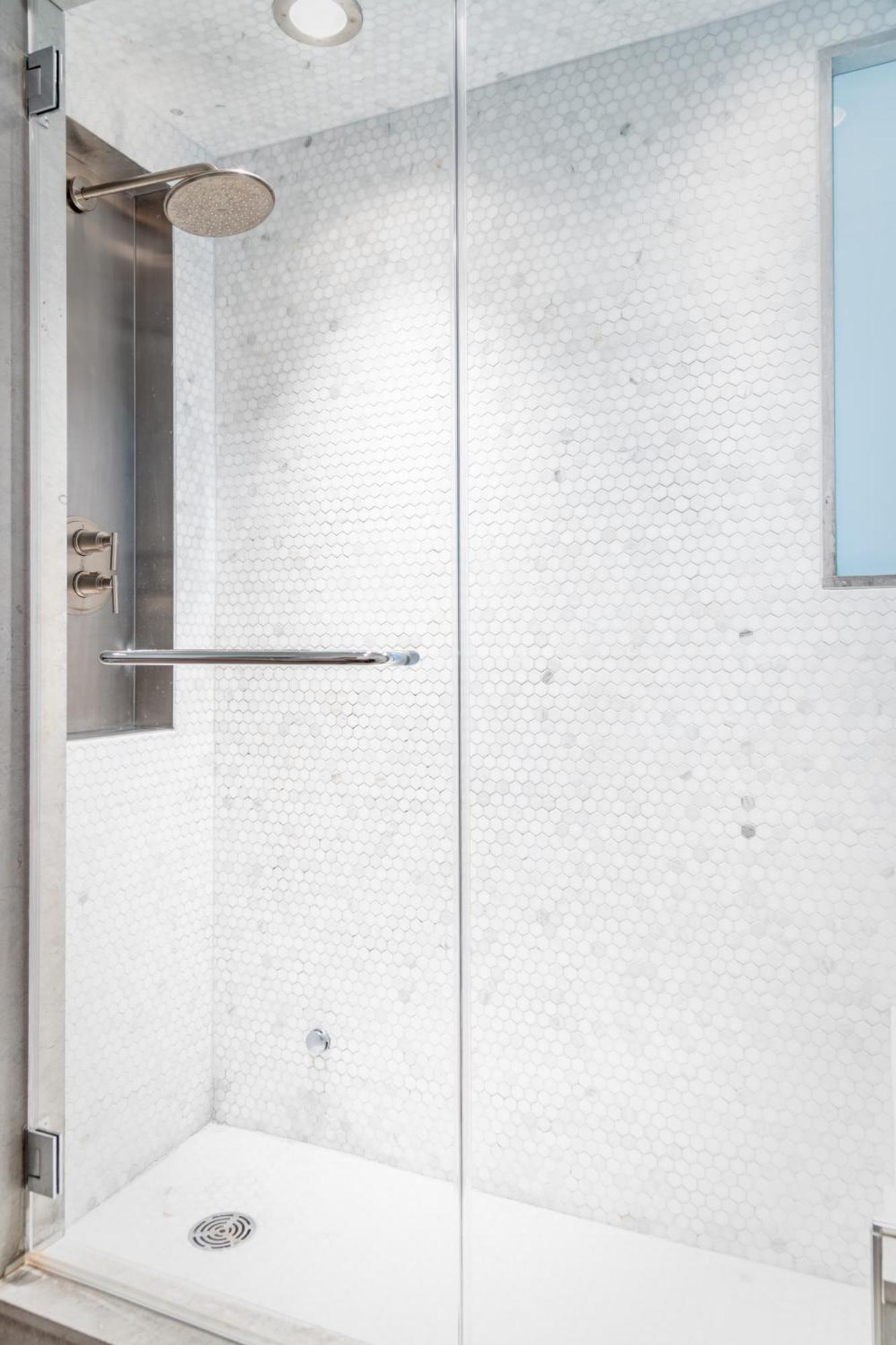 Prime Soho Lux Loft Apartment